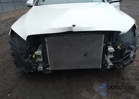 2019 Mercedes-Benz C 300 4Matic из США, поврежденный, VIN 55SWF8EB5KU288456